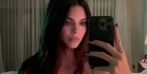 kendall jenner leaks|Kendall Jenner Shares Steamy Topless Video and。